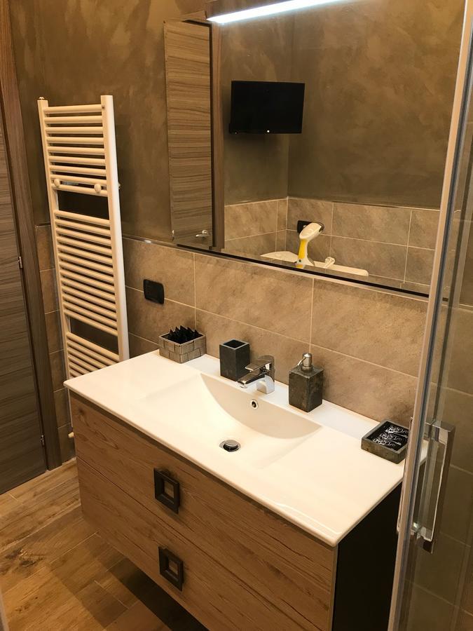 Sforza Apartment Near Duomo Milan Luaran gambar